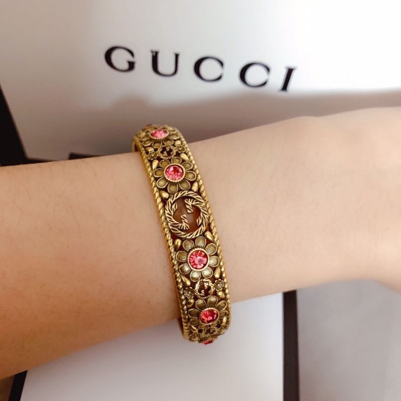 Gvc*1 bracelets